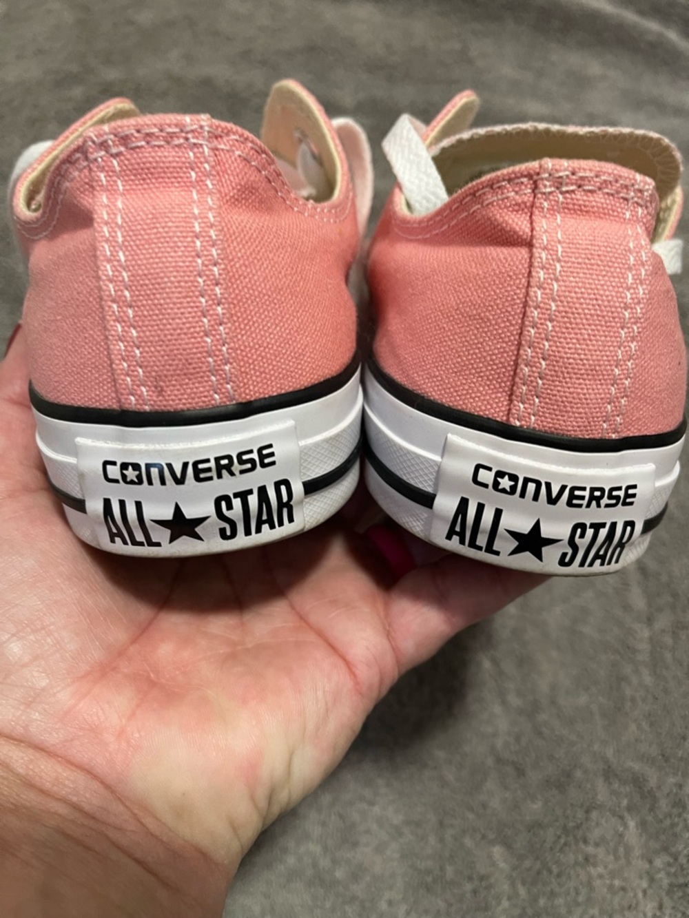 Converse - Picture 2 of 6